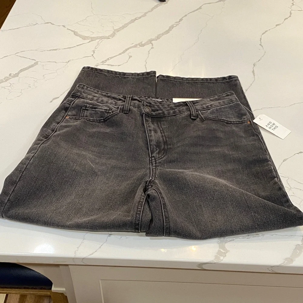 And Now This Women's Gray Cropped Jeans - Picture 4 of 4